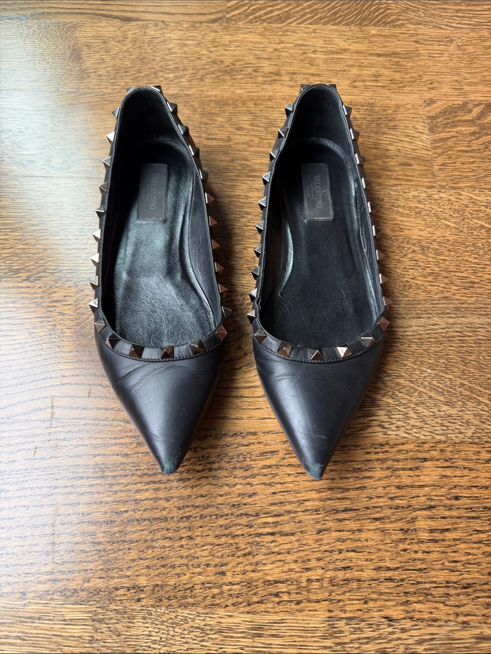 Valentino Black Pointed Leather Rockstud Flats
